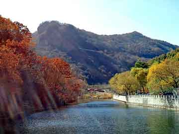 韩晶写真集，真实与美丽的交融探索